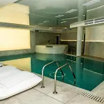 Luxury 'rich' Apartment