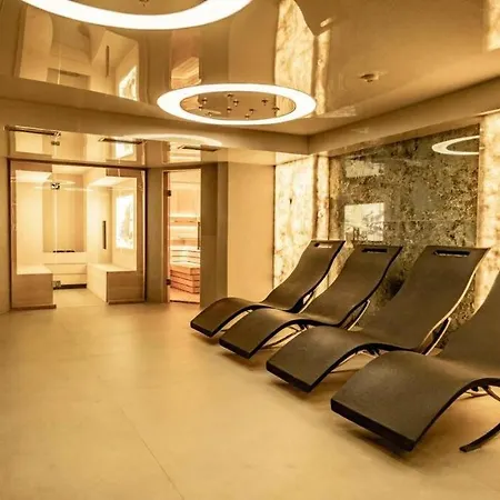 Daire Luxury 'rich' *